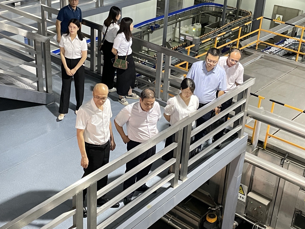 肇慶市二十支商業(yè)連鎖有限公司與佛山市好巧食品有限責(zé)任公司戰(zhàn)略合作簽約儀式