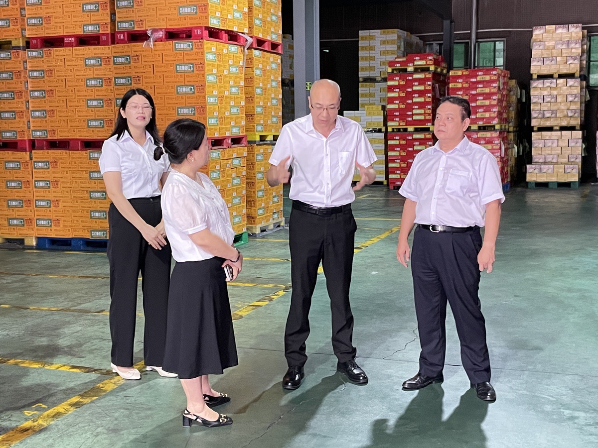 肇慶市二十支商業(yè)連鎖有限公司與佛山市好巧食品有限責(zé)任公司戰(zhàn)略合作簽約儀式